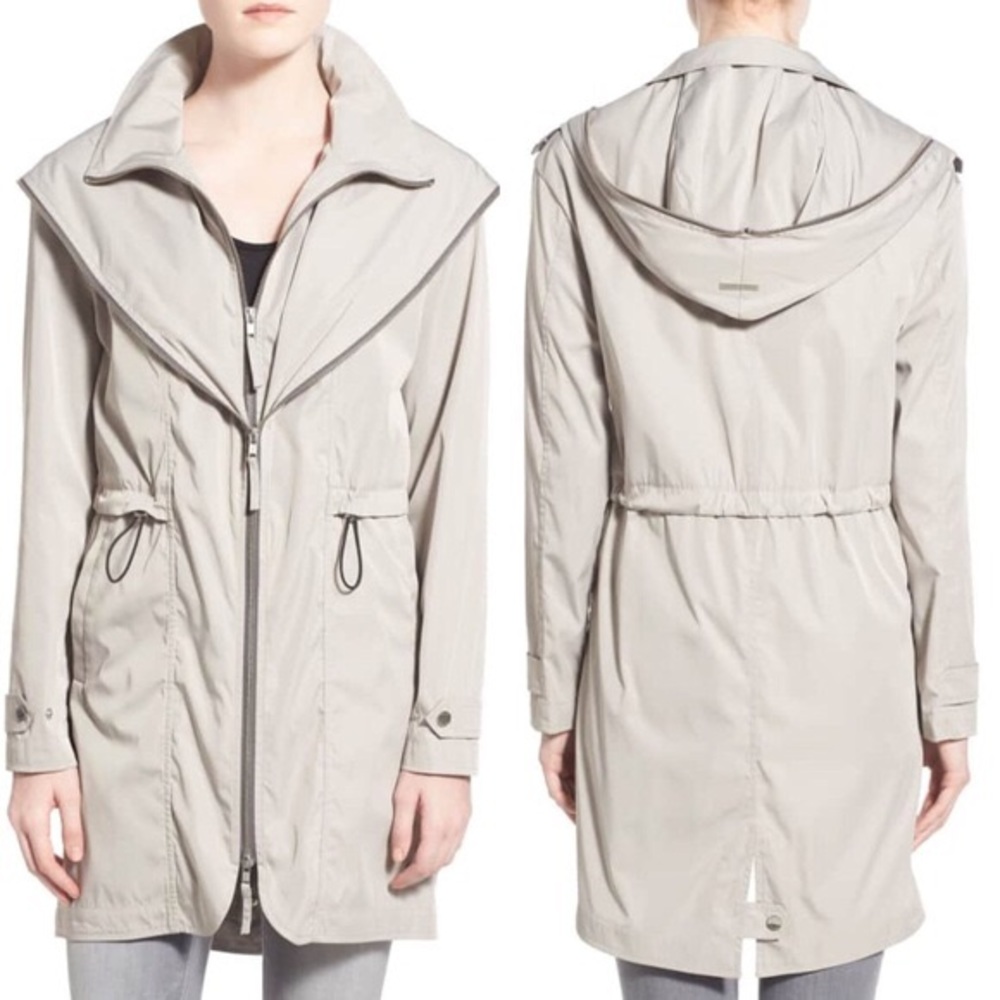 EUC SOIA & KYO Stand Collar Rain Jacket w/hood